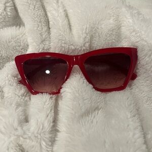 Chic Red Cat-Eye Sunglasses